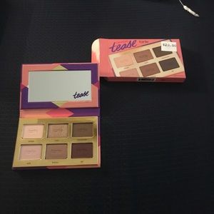 tarte mini eyeshadow pallete